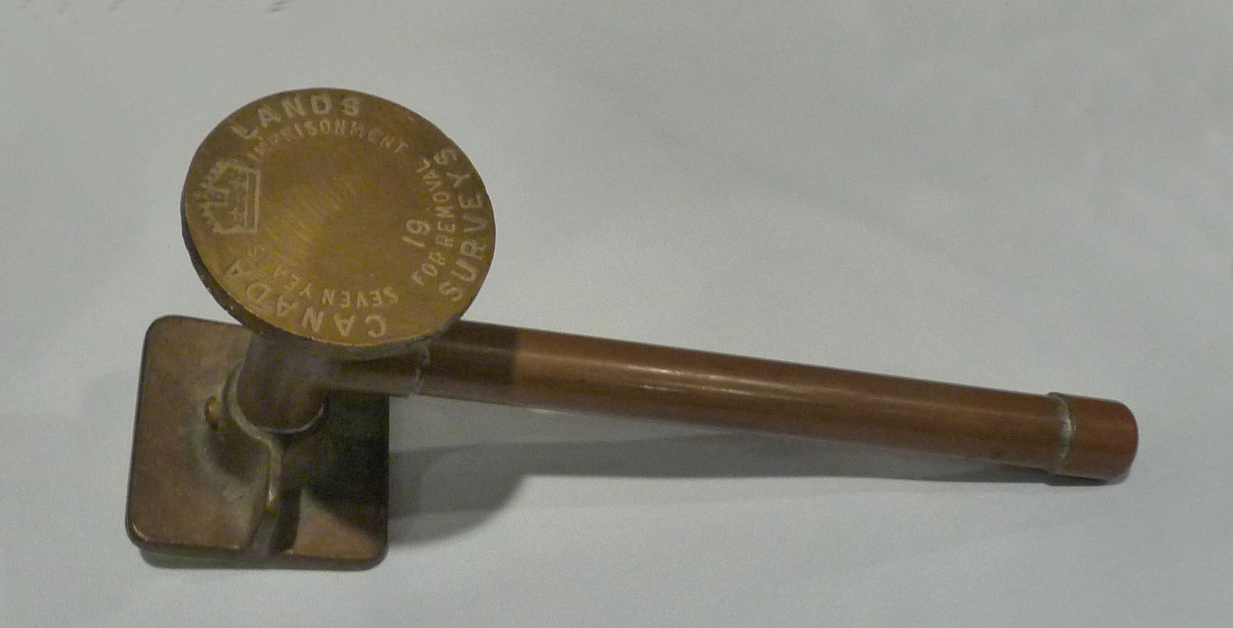 gavel